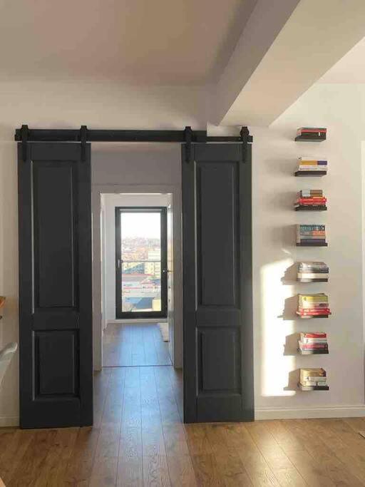 Modern 2-Bedroom Apartment In New Residence Craiova Dış mekan fotoğraf